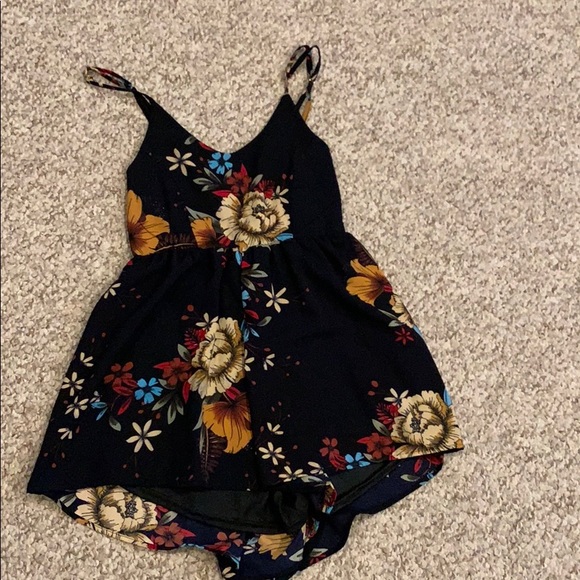 Romper - Picture 1 of 2